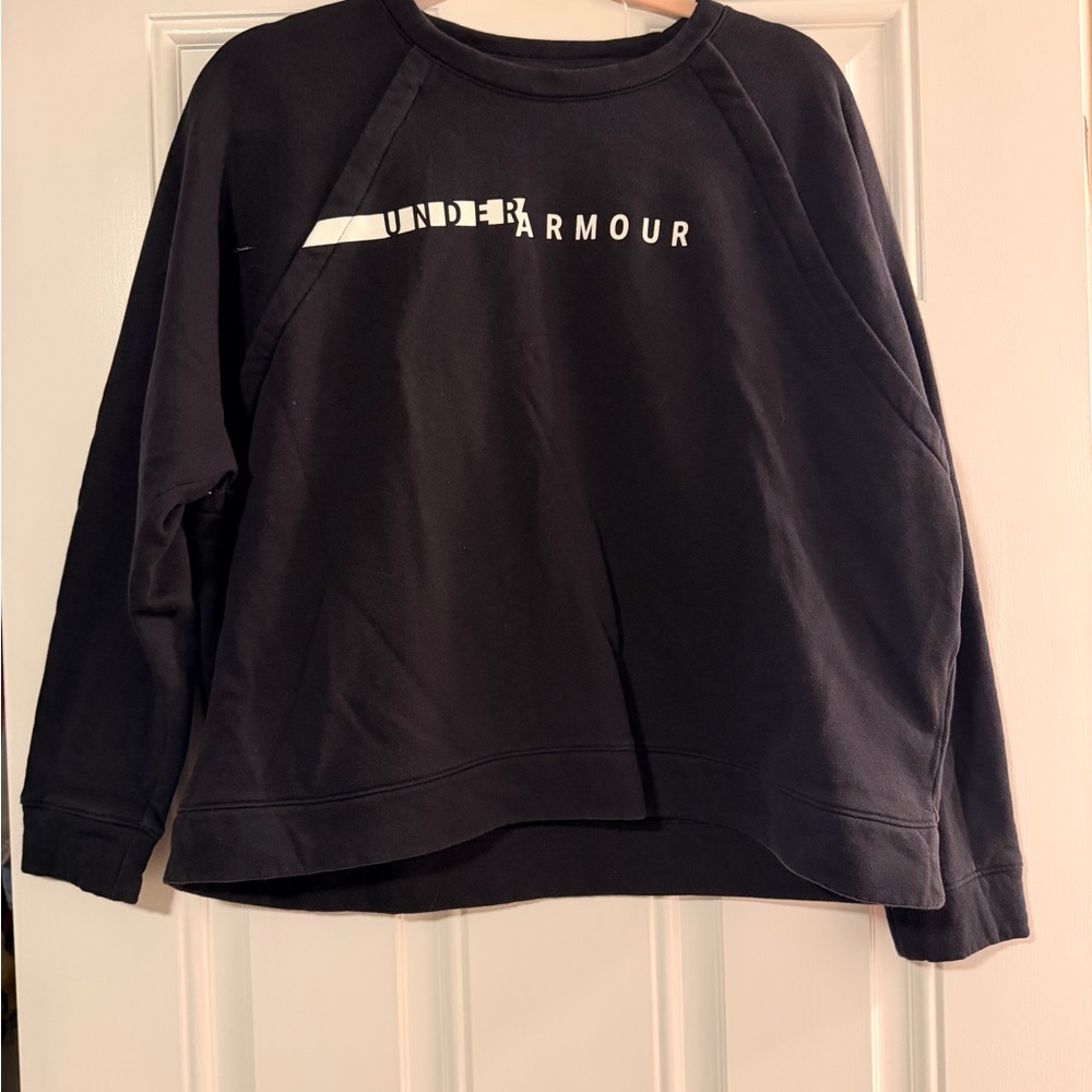 Under Armour Black Crewneck Sweatshirt
